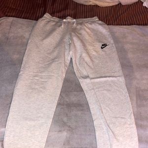 Nike sweatpant joggers